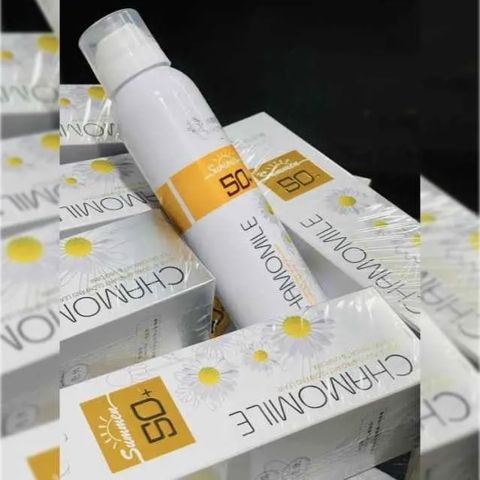 ক্যামোমাইল SPF 50+ সানস্ক্রিন – দৈনন্দিন ত্বকের সুরক্ষায়